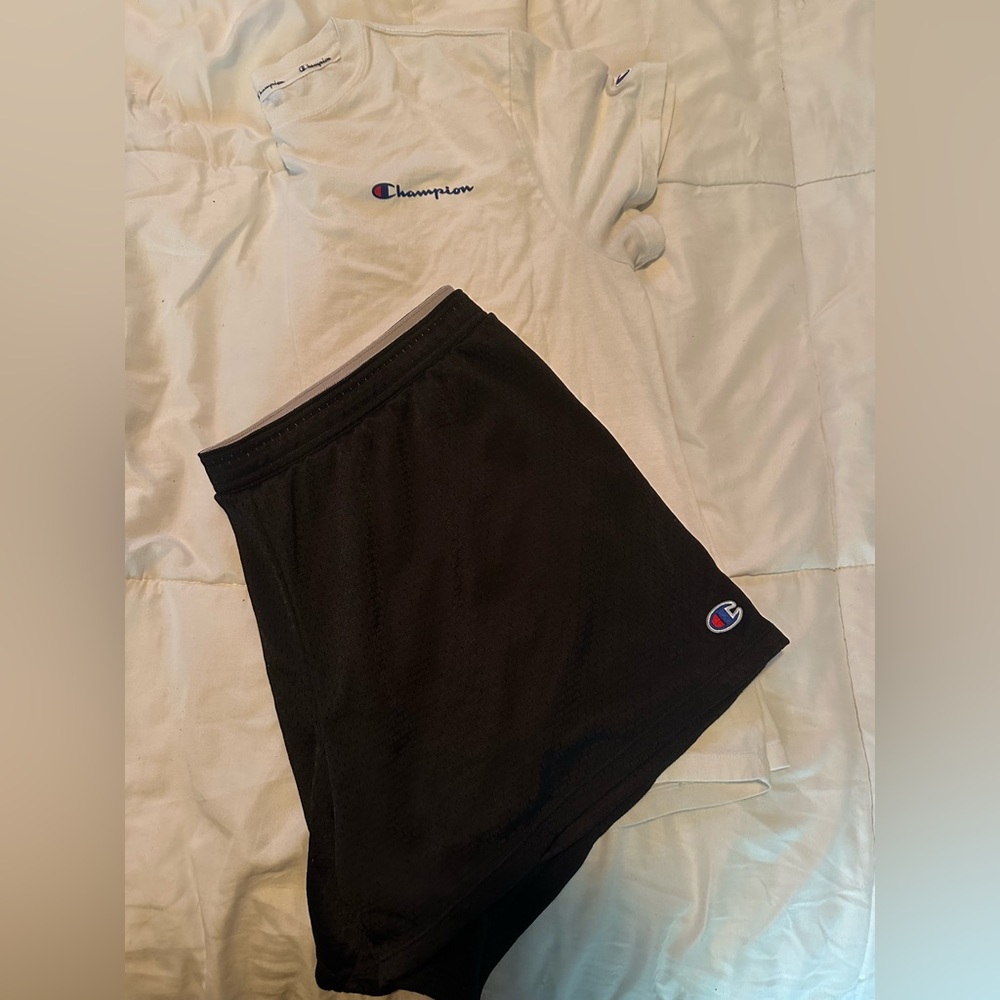 XL Champion T-shirt & Shorts. Hardly ever worn.